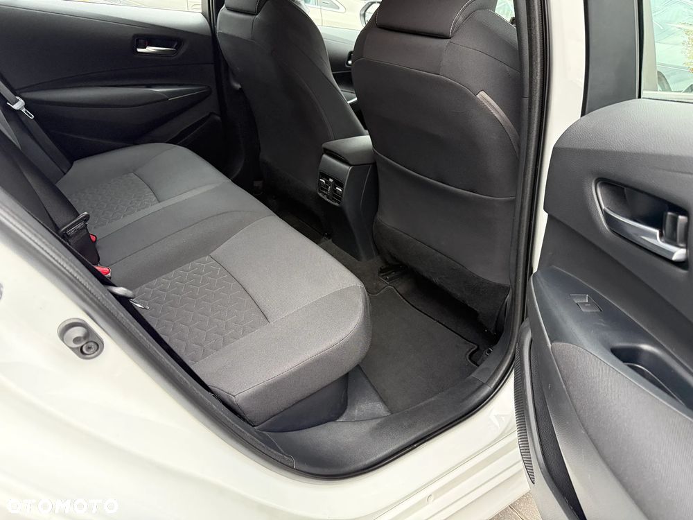 Toyota Corolla 1.8 Hybrid Comfort - 21