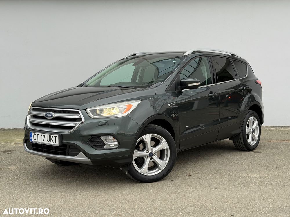 Ford Kuga 2.0 TDCi Powershift 4WD Titanium - 3
