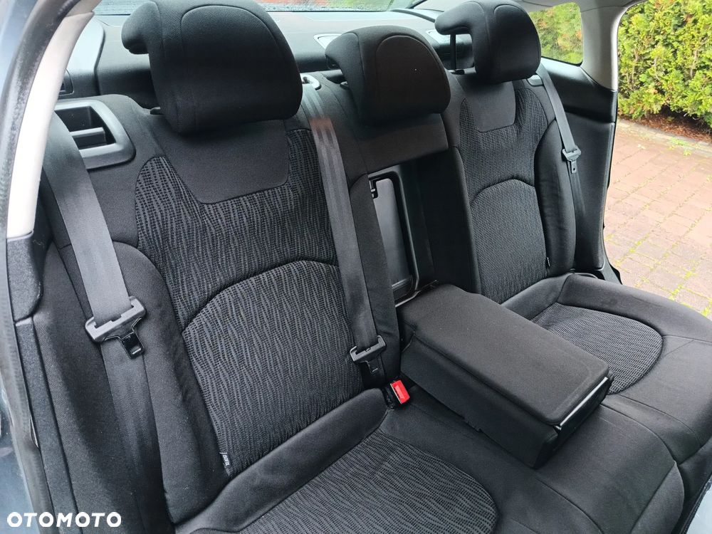 Citroën C5 Tourer HDi 110 FAP Tendance - 7