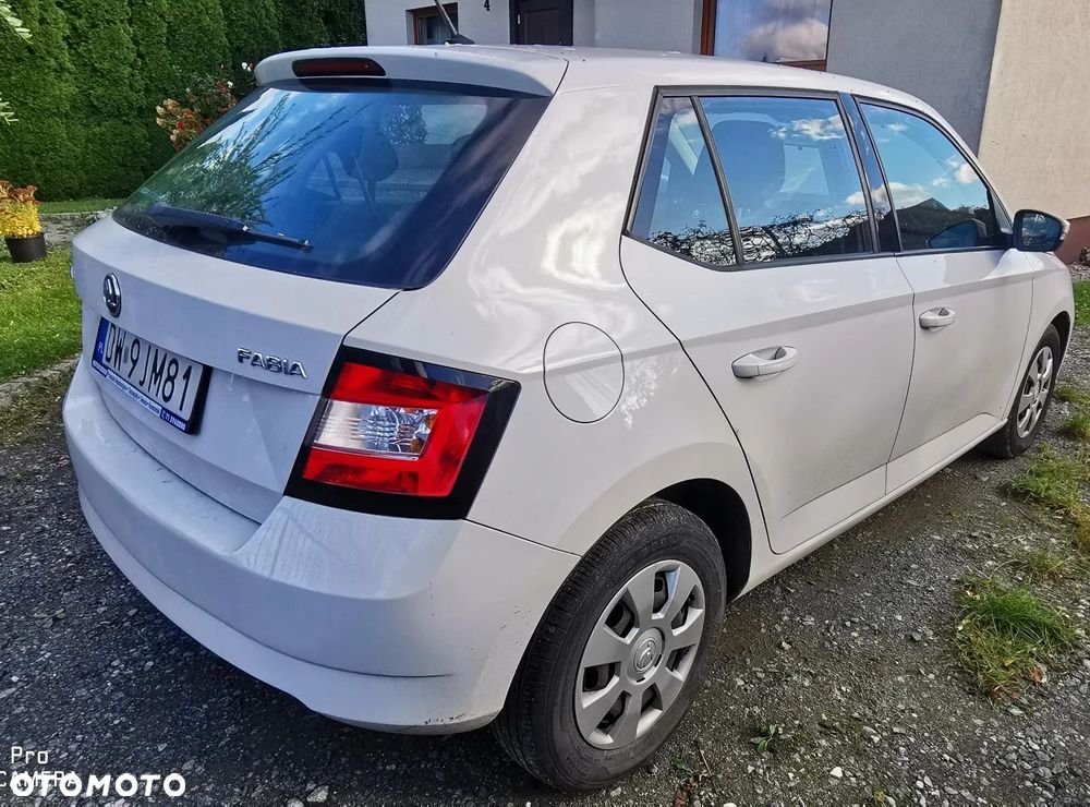 Skoda Fabia 1.2 TSI Active - 6