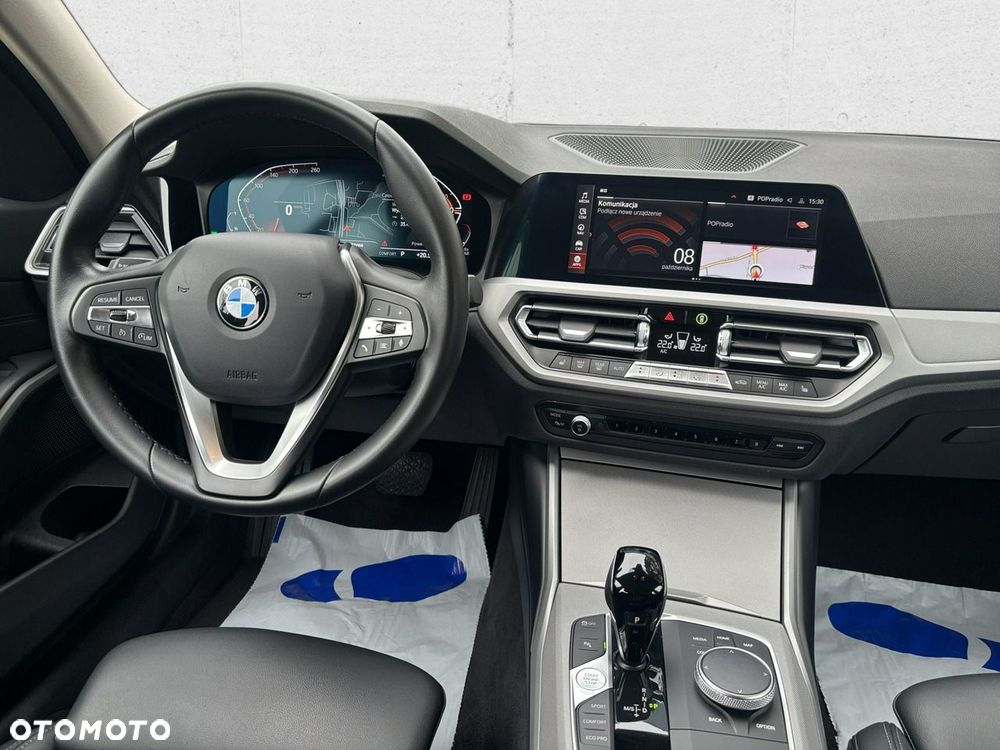 BMW Seria 3 2022