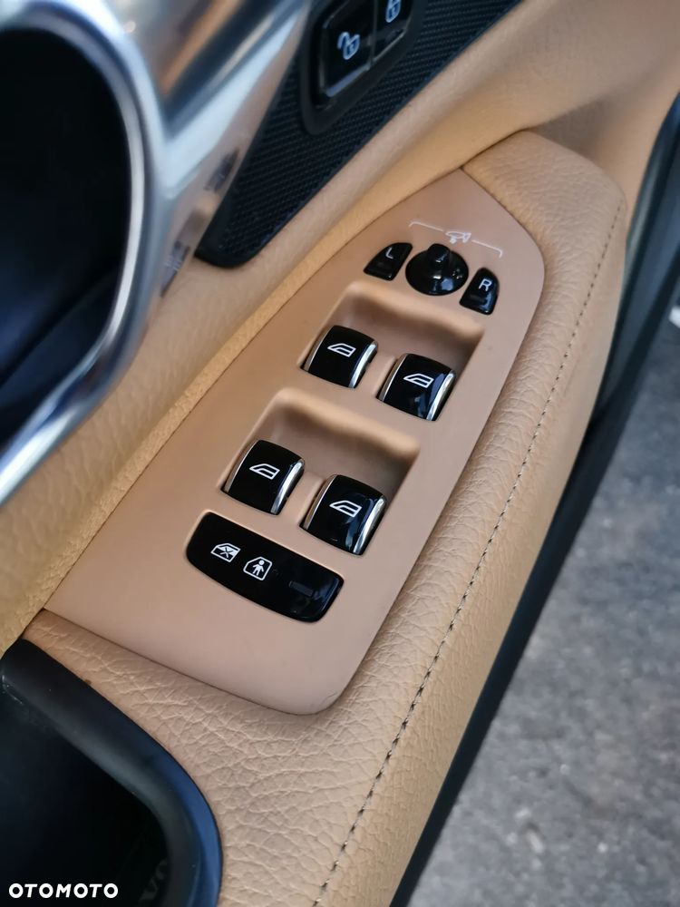 Volvo S90 T5 Momentum - 13