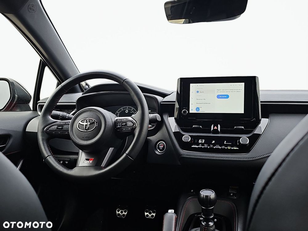 Toyota GR Corolla - 11