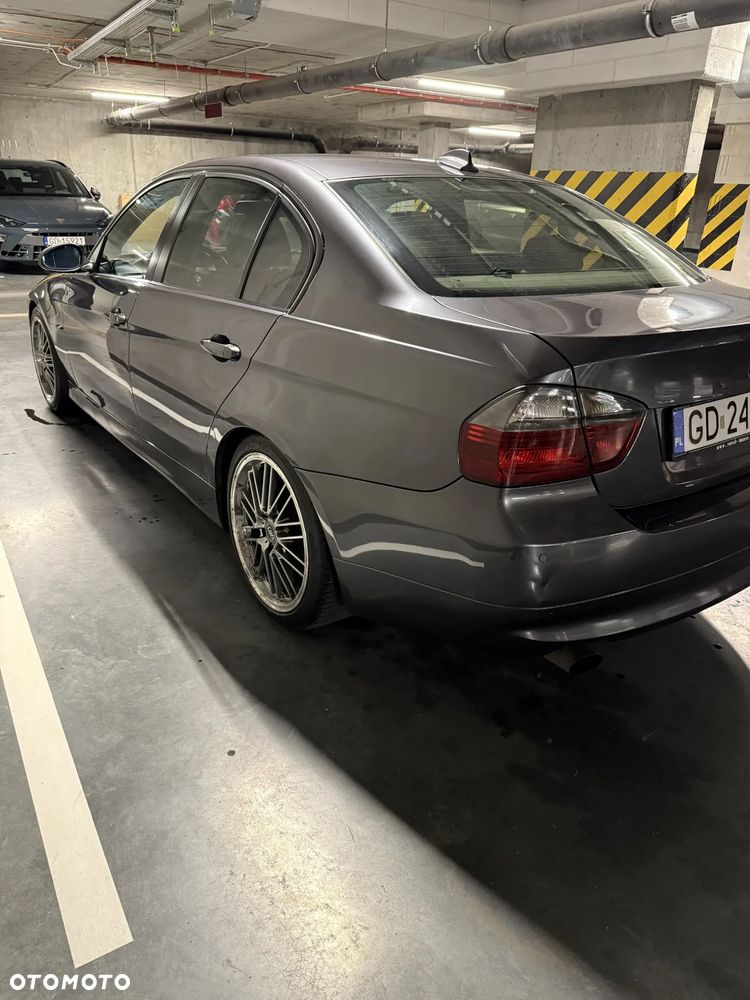 BMW Seria 3 320d - 4