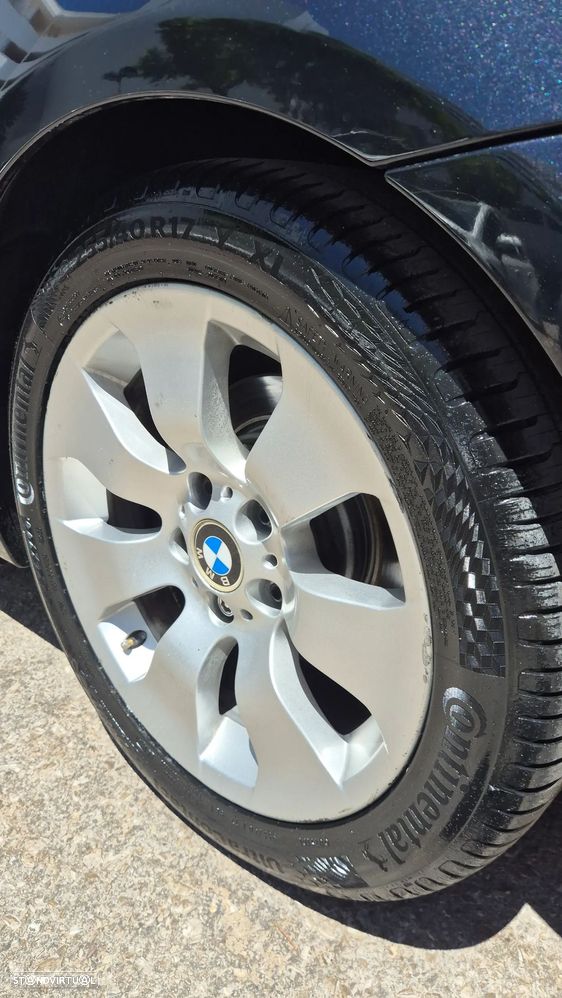 BMW 320 d Auto - 11