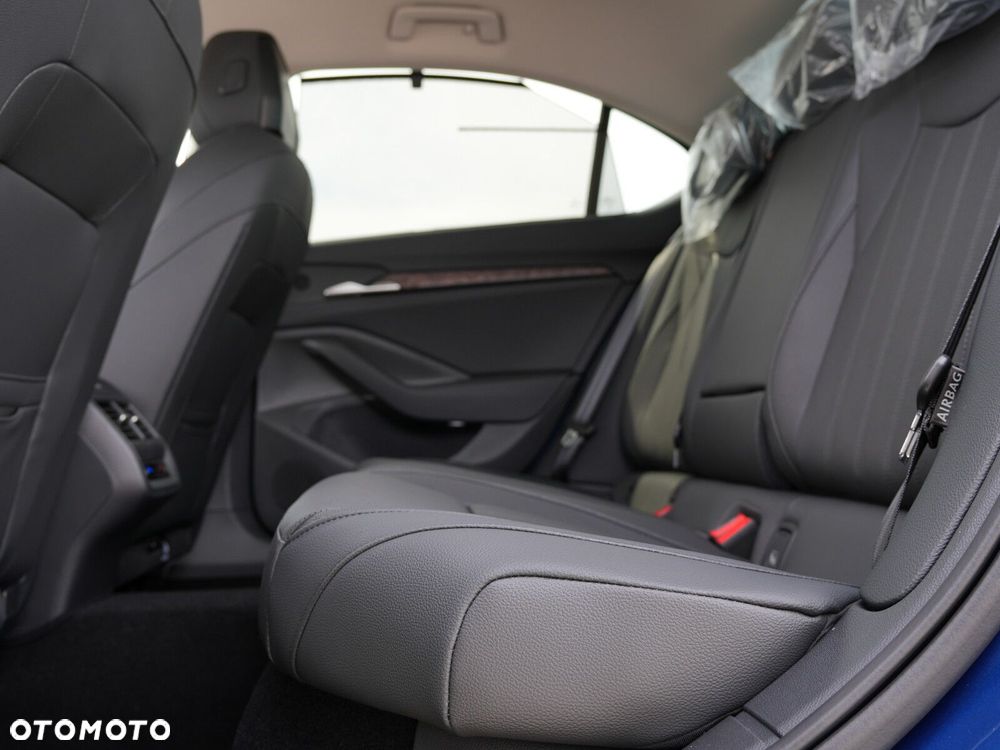 Skoda Superb 2.0 TDI SCR 4x4 L&K DSG - 35