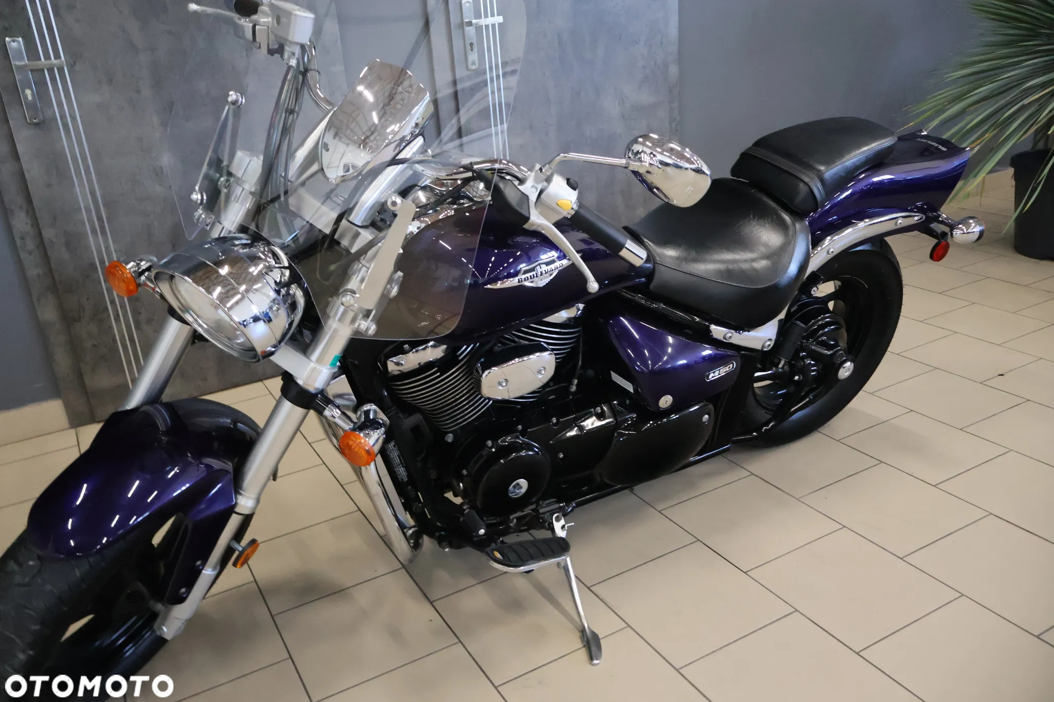 Suzuki VZ - 16