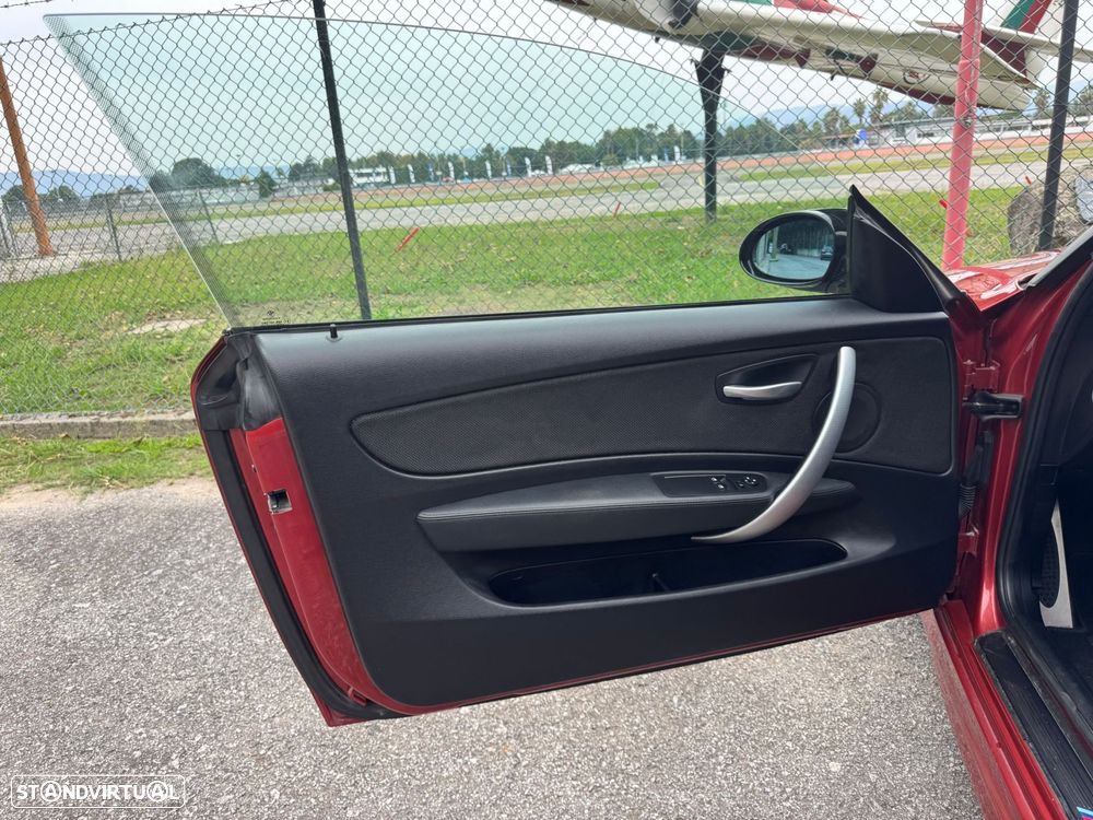 BMW 123 d Coupe - 32