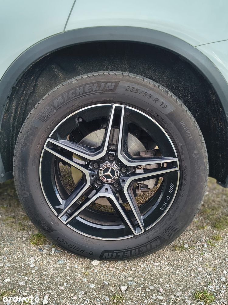 Mercedes-Benz GLC - 27