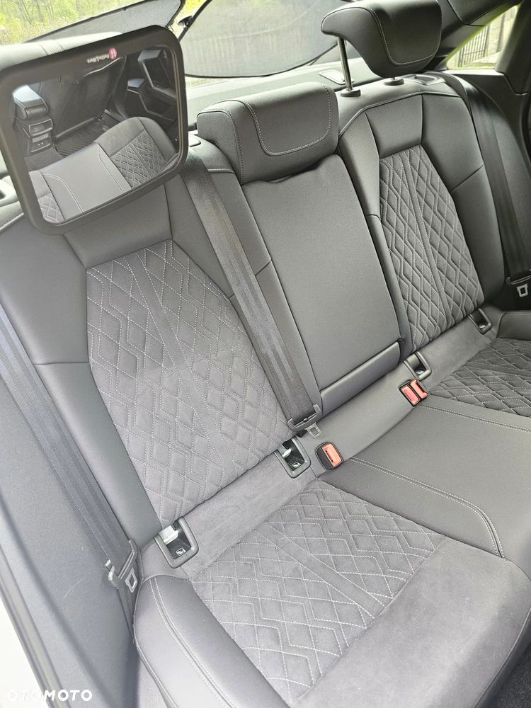 Audi A3 Limousine 35 TFSI mHEV S tronic - 12