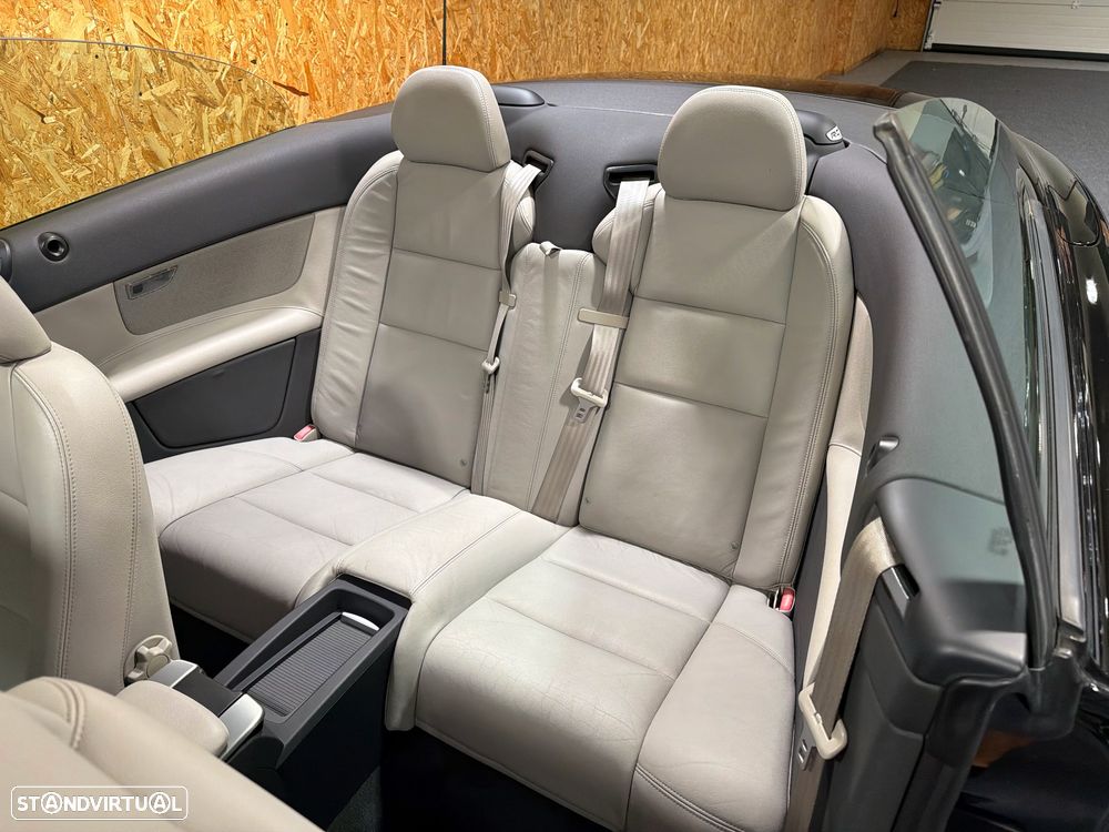 Volvo C70 2.0 D Momentum - 15