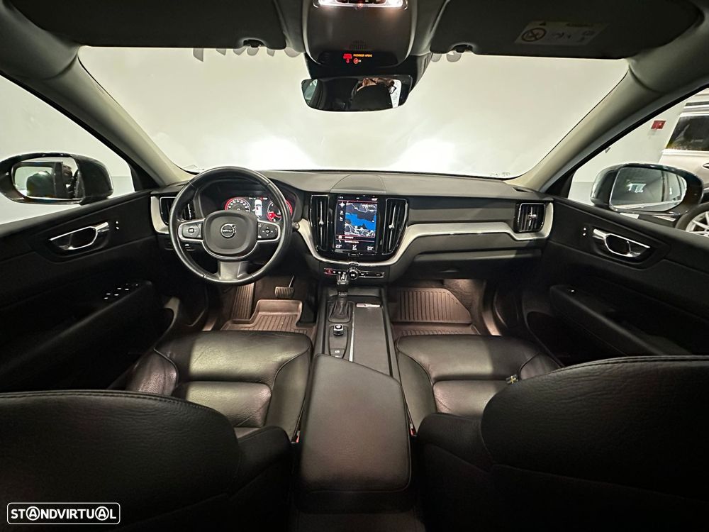 Volvo XC 60 2.0 D4 Momentum AWD Geartronic - 17