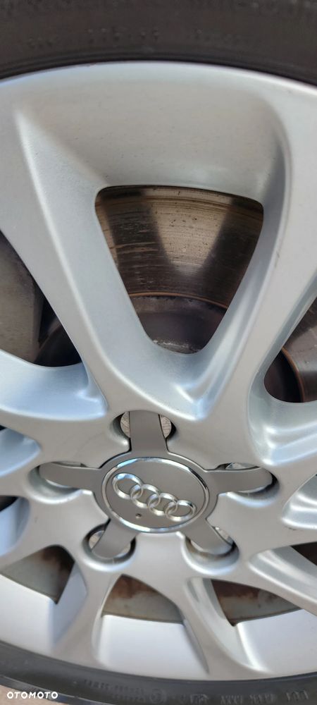 Audi A6 Avant 2.0 TDI - 10