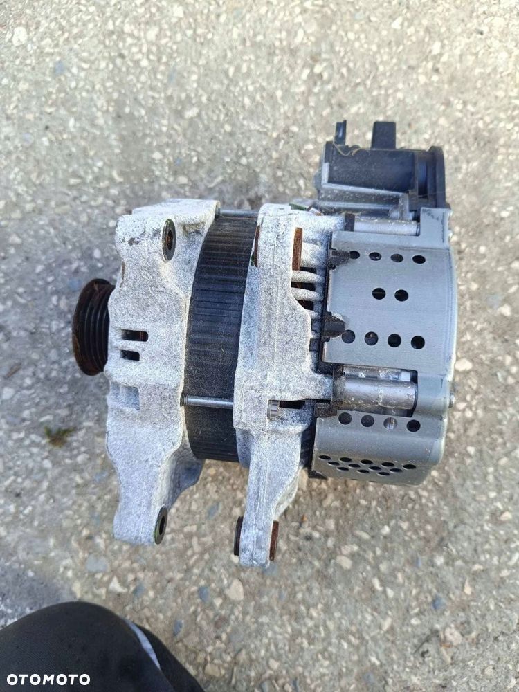 alternator ford fiesta mk8 1,0 ecoboost 2023 rok - 2