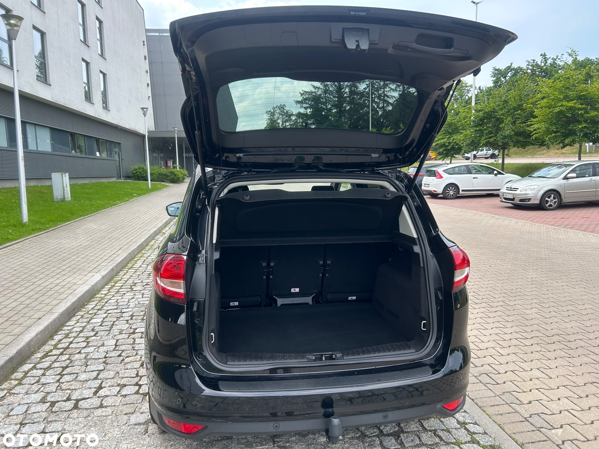 Ford C-MAX 1.5 EcoBoost Start-Stop-System Titanium - 24