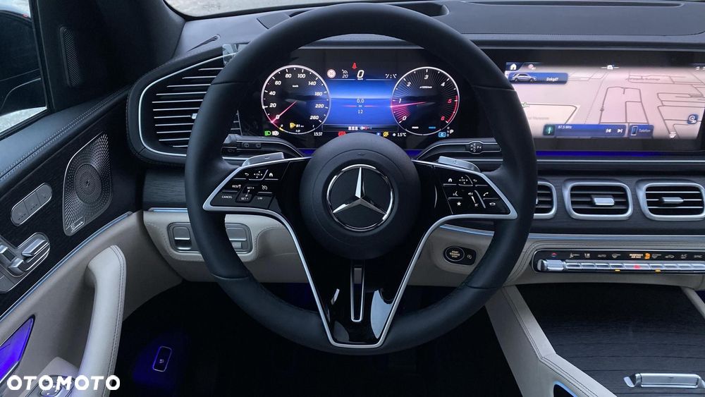 Mercedes-Benz GLE - 24