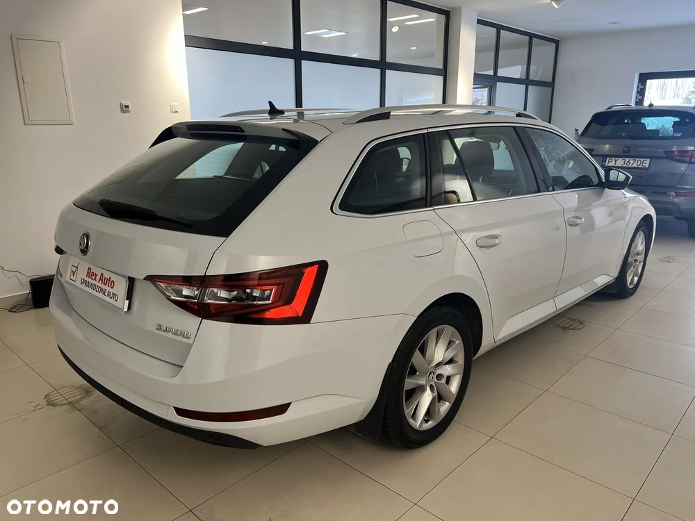 Skoda Superb 2.0 TDI Style DSG7 - 7
