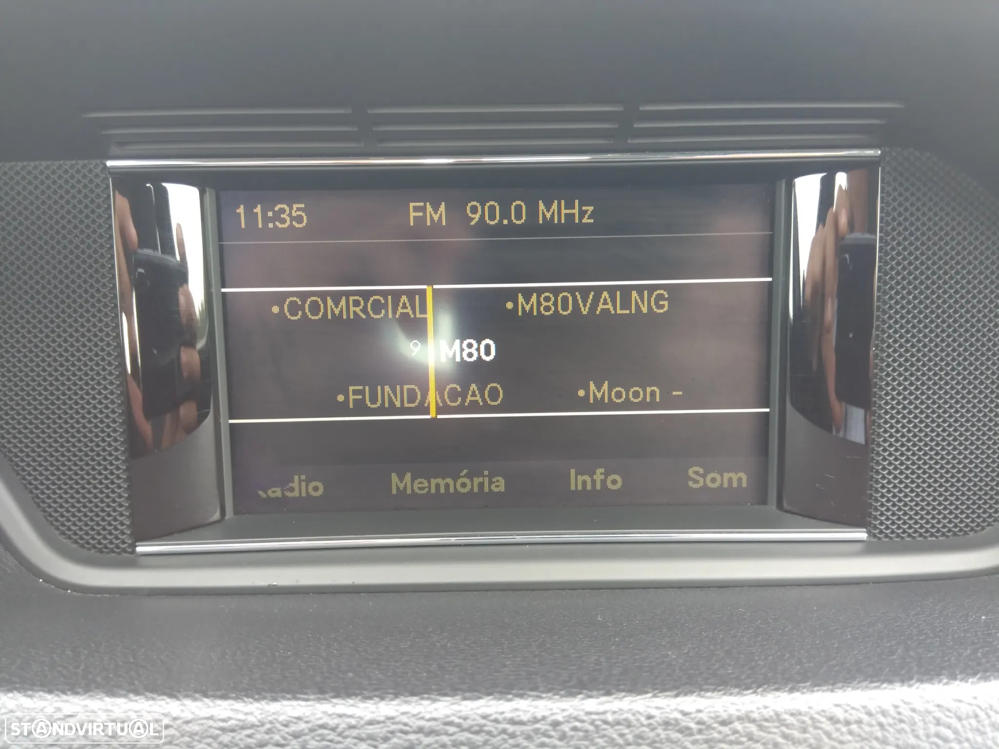 Mercedes-Benz E 250 CDi Avantgarde BlueEfficiency Auto. - 26