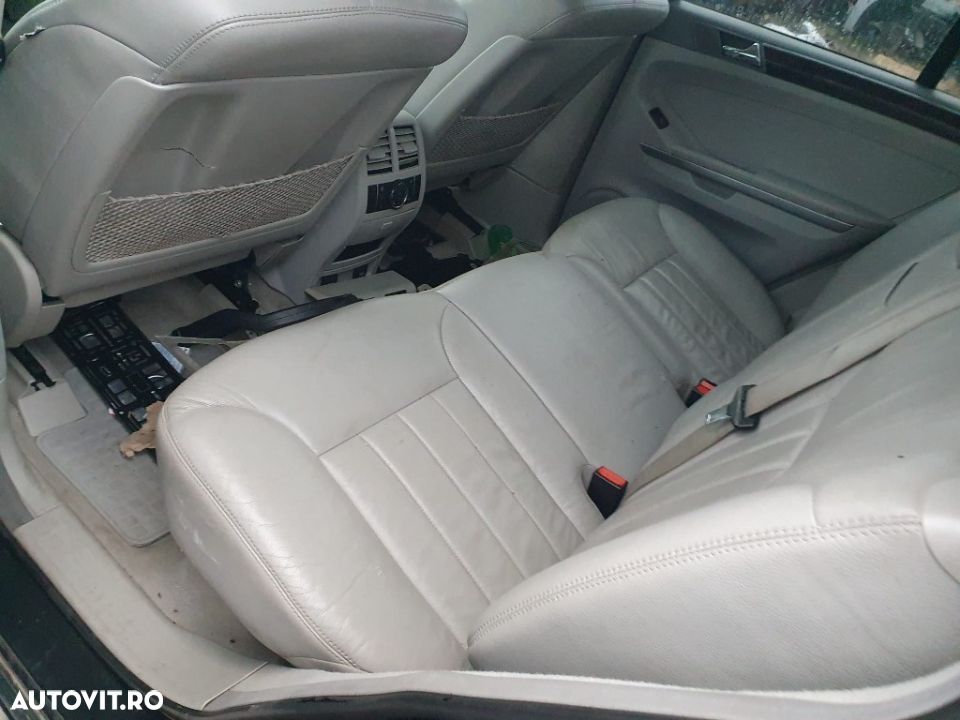 Aripa stanga dreapta spate soft close portbagaj fete usi Mercedes ML w164 motor 3.0cdi dezmembrez - 6