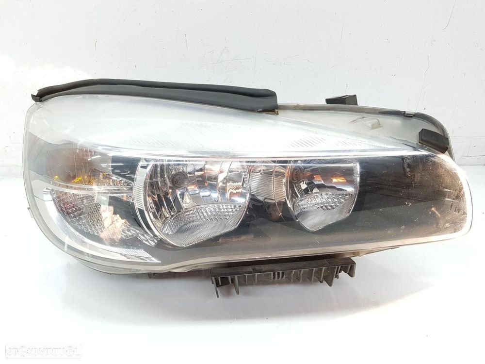 FAROL DIREITO BMW SERIE 2 ACTIVE TOURER F45 - 1