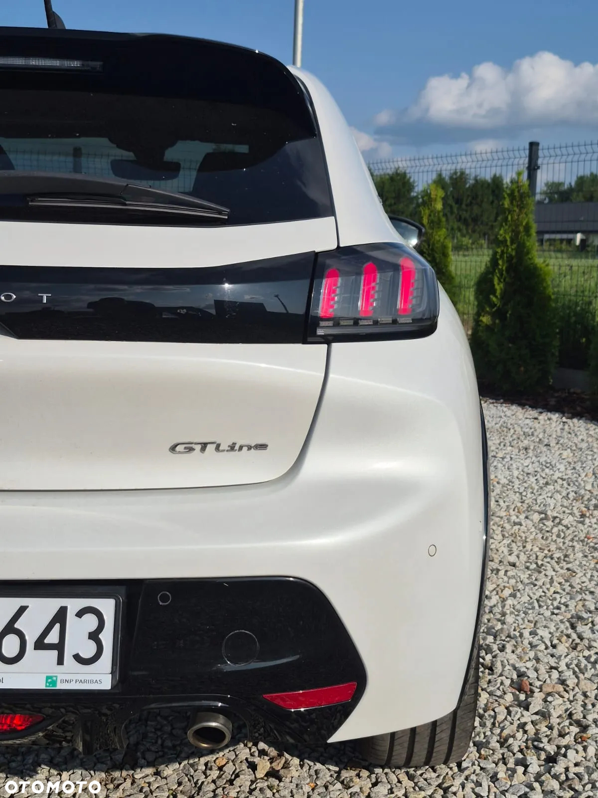 Peugeot 208 PureTech 100 EAT8 GT Pack - 9