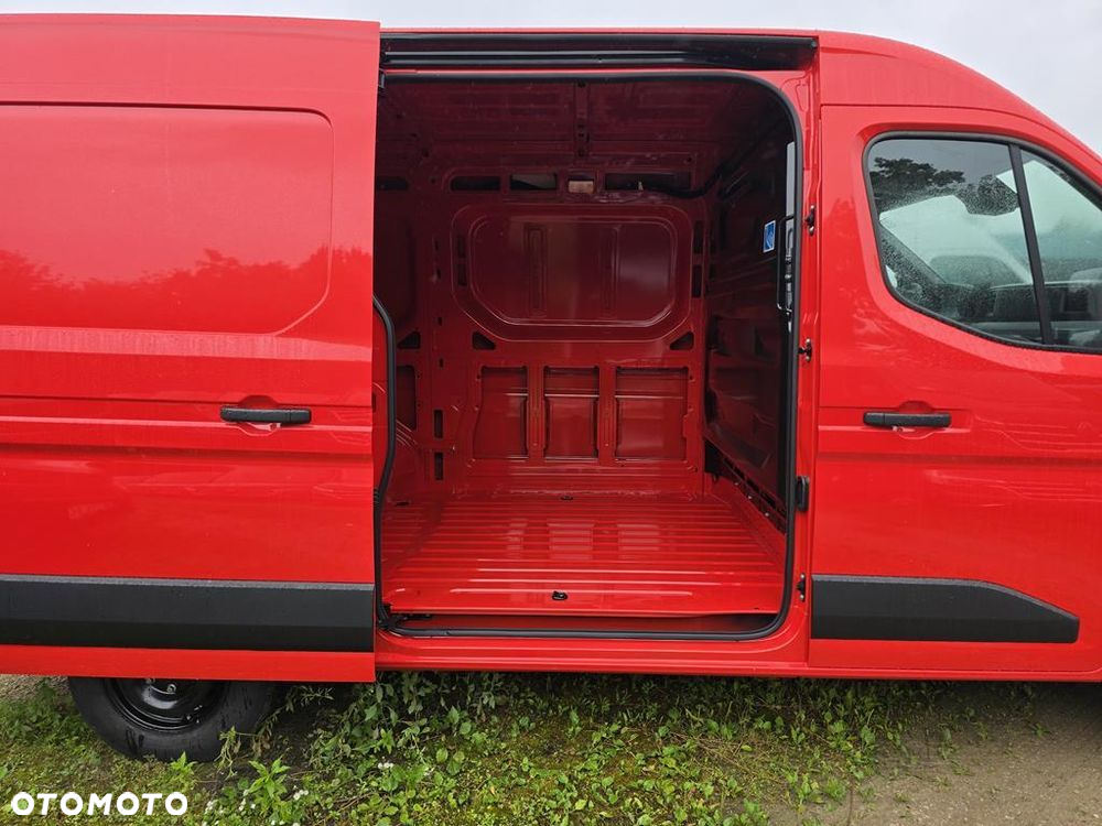 Renault Master - 25
