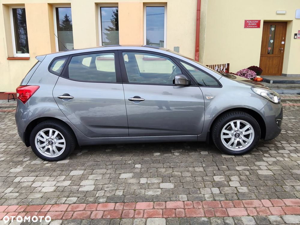 Hyundai ix20 1.4 blue YES - 6