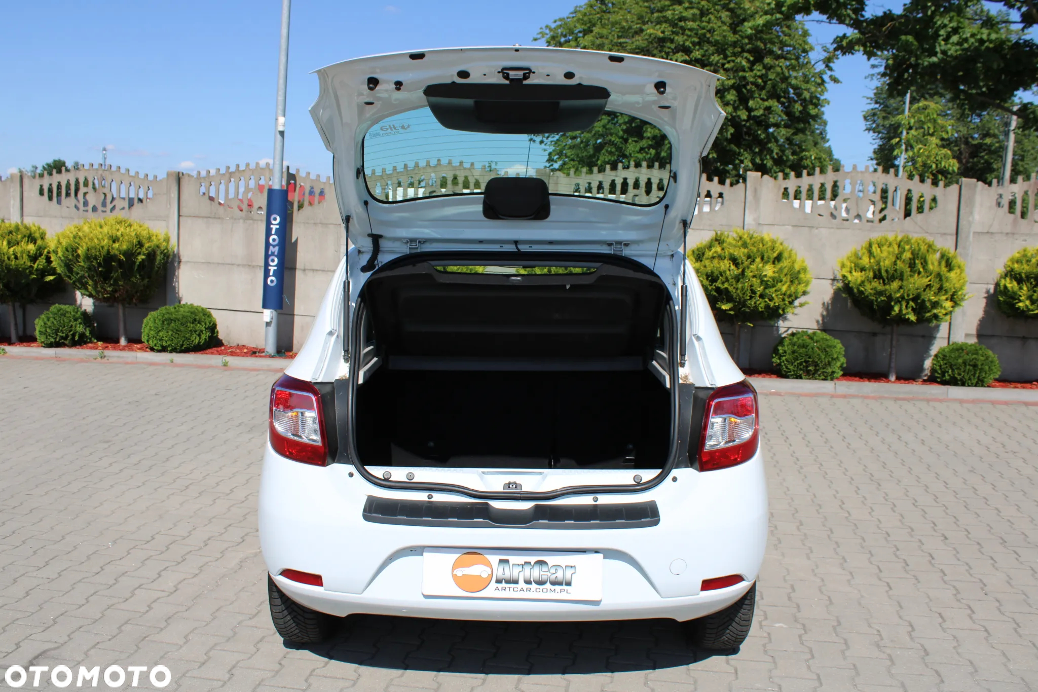 Dacia Sandero 1.2 16V 75 Ambiance - 31