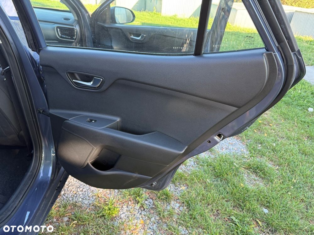 Kia Stonic 1.0 T-GDI 100 OPF DCT7 Edition 7 - 26