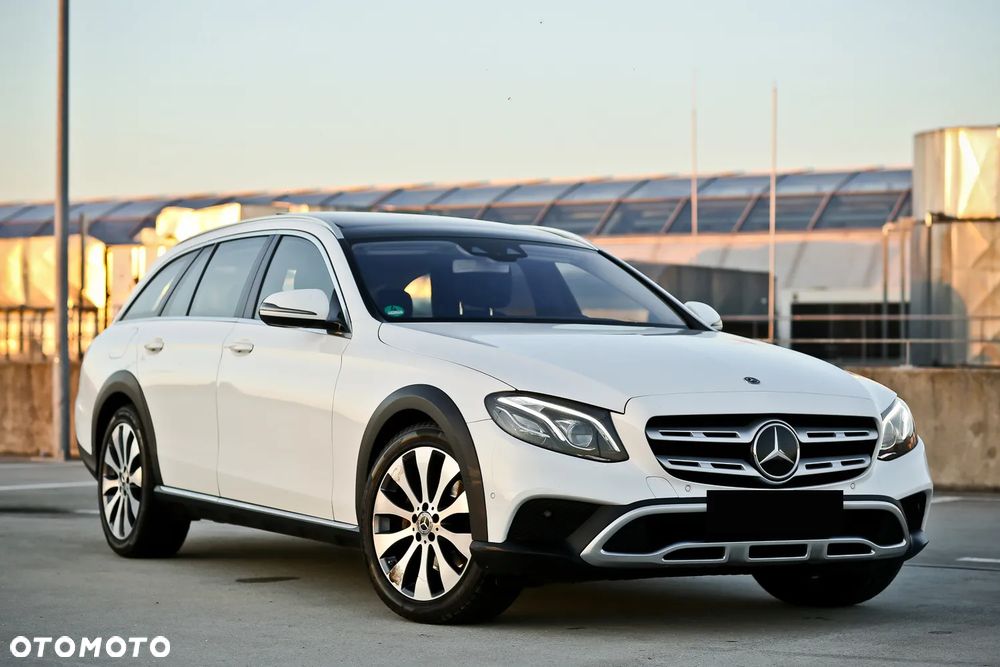 Mercedes-Benz Klasa E 220 d 4Matic All-Terrain 9G-TRONIC Avantgarde - 4