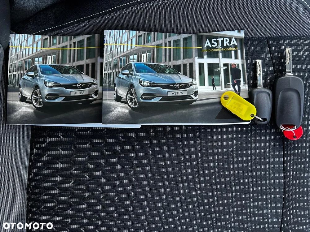 Opel Astra 1.2 Turbo Business Edition - 38