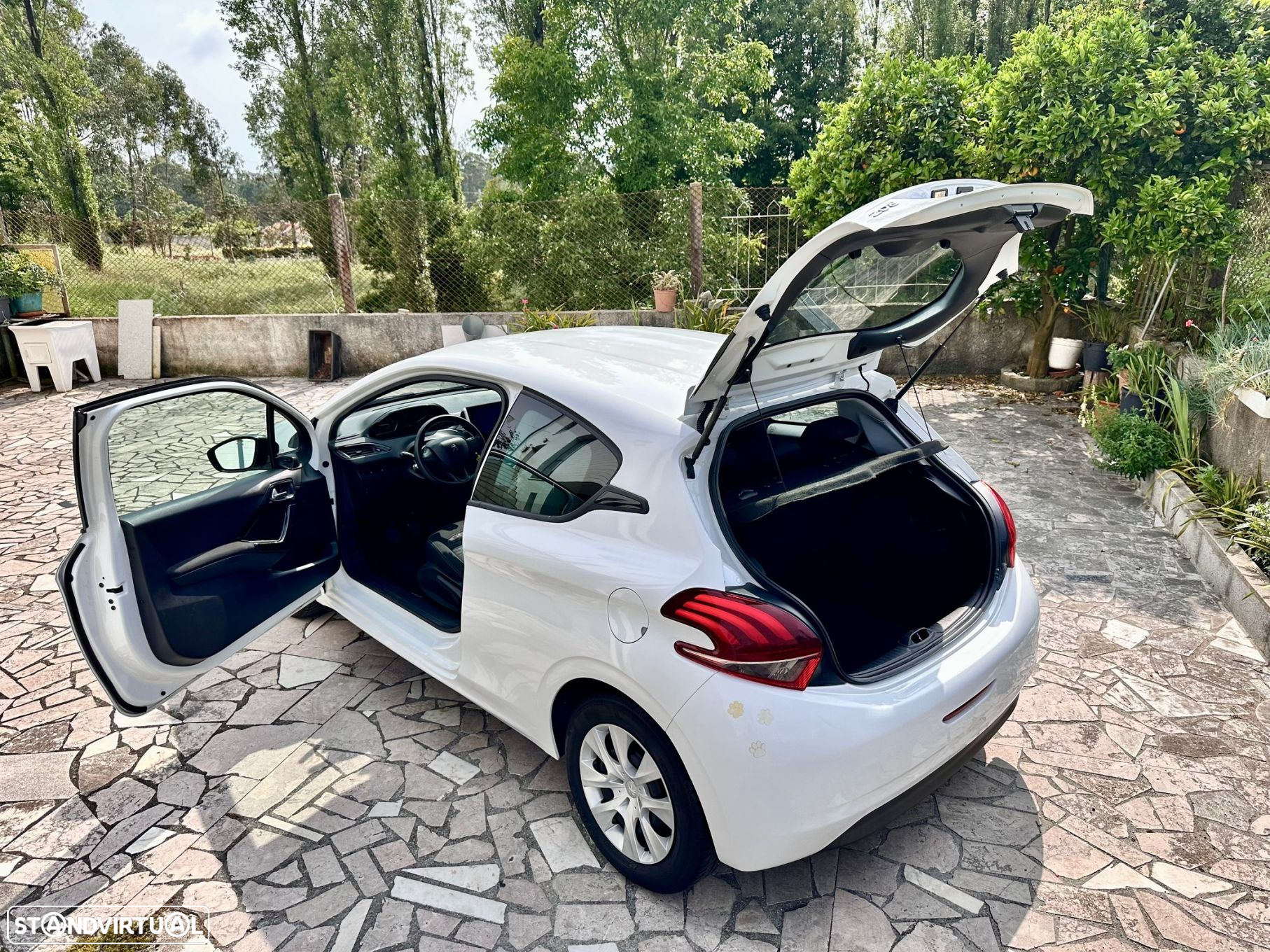Peugeot 208 1.0 VTi Active - 4