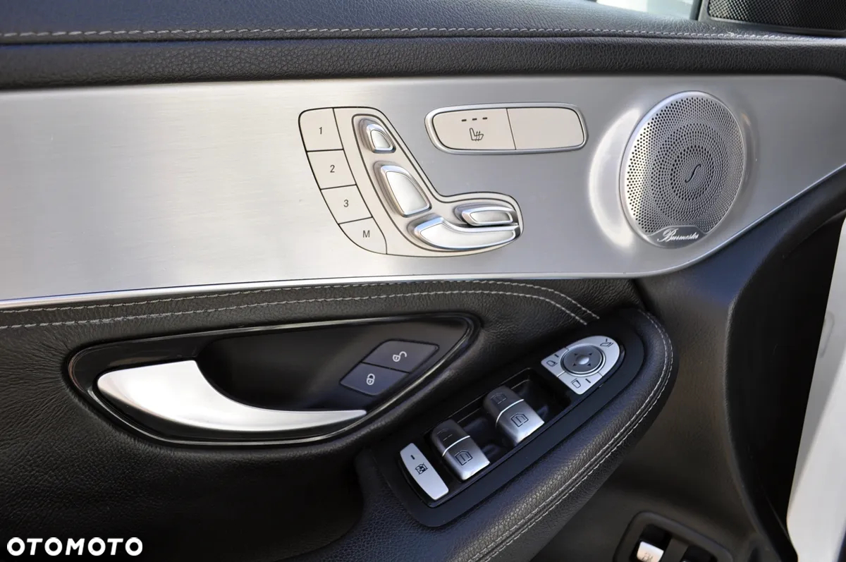 Mercedes-Benz GLC 350 e 4Matic 7G-TRONIC AMG Line - 34