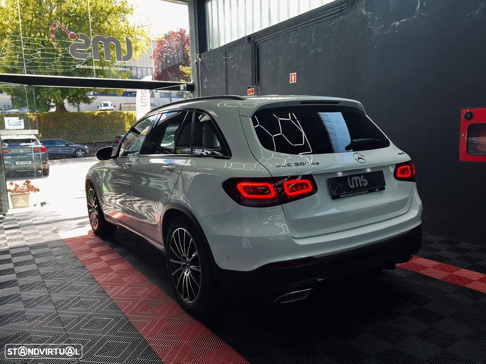 Mercedes-Benz GLC 300 - 11