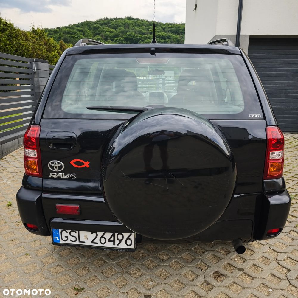 Toyota RAV4 2.0 D-4D 4x4 - 2