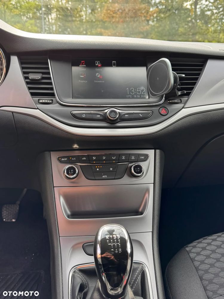 Opel Astra 1.4 T Elite - 36