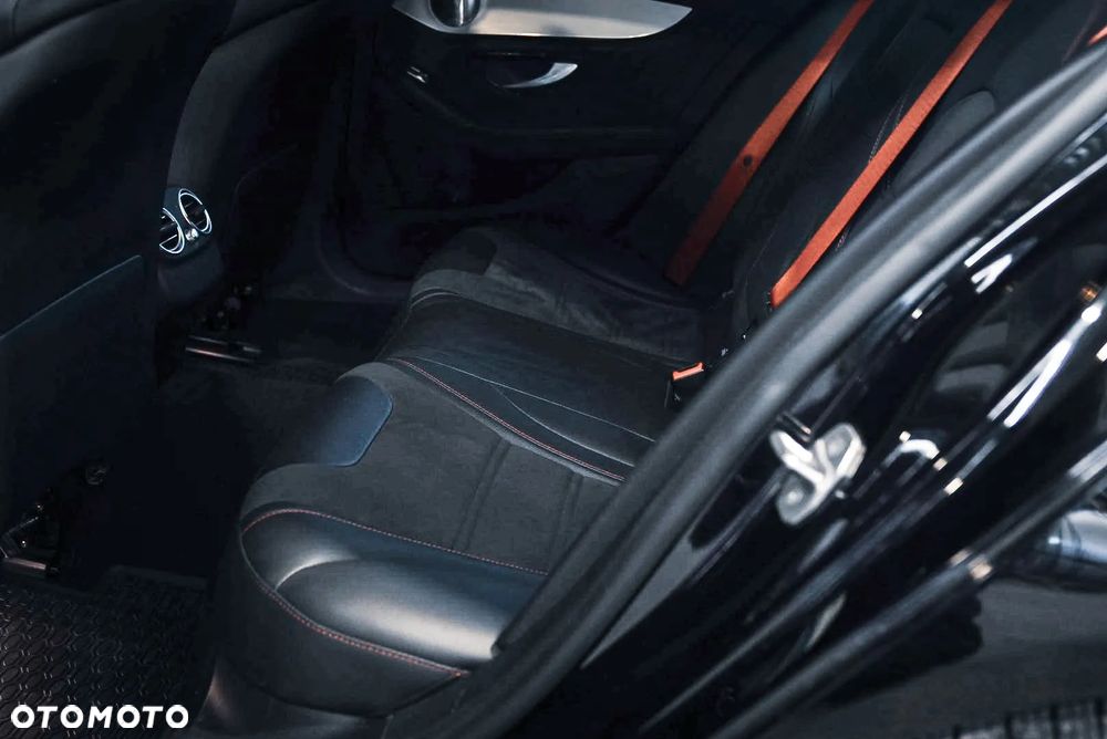 Mercedes-Benz Klasa C AMG 43 4Matic 9G-TRONIC - 10