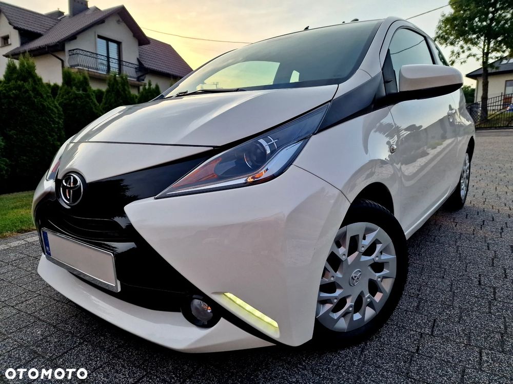 Toyota Aygo x-play - 29