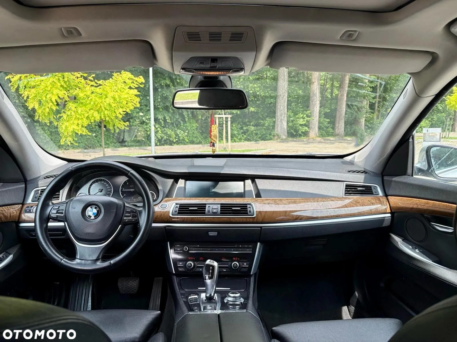 BMW 5GT - 6