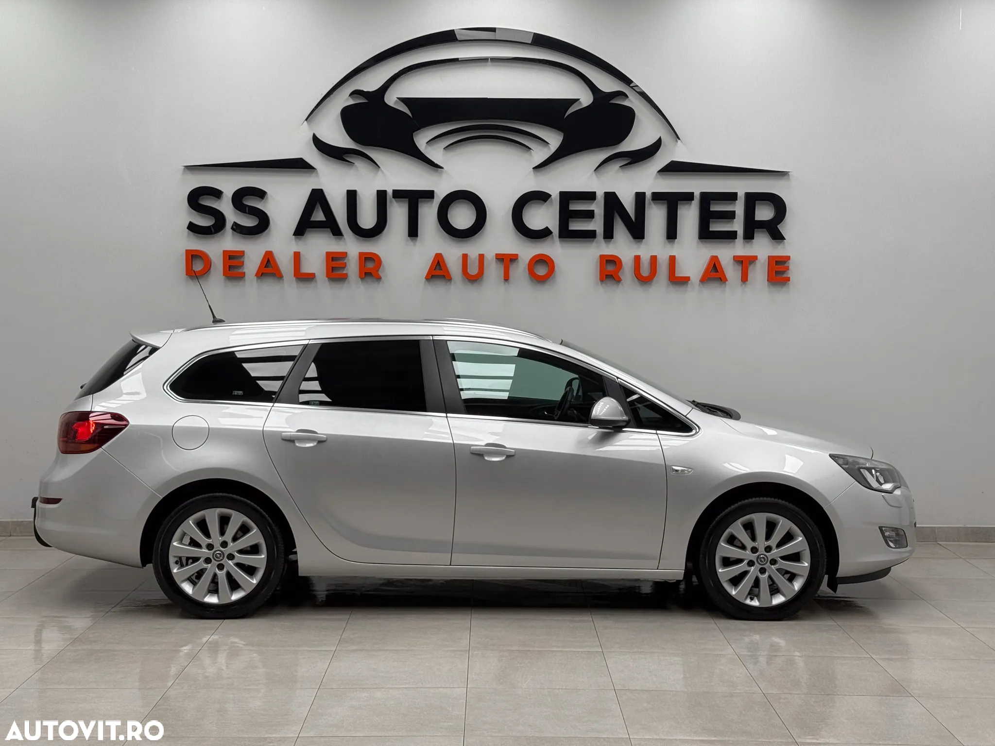Opel Astra 2.0 CDTI DPF Design Edition - 9