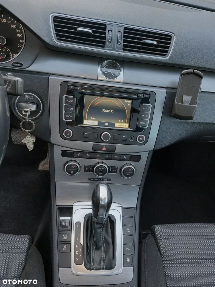 Volkswagen Passat 2.0 TDI Highline DSG - 11