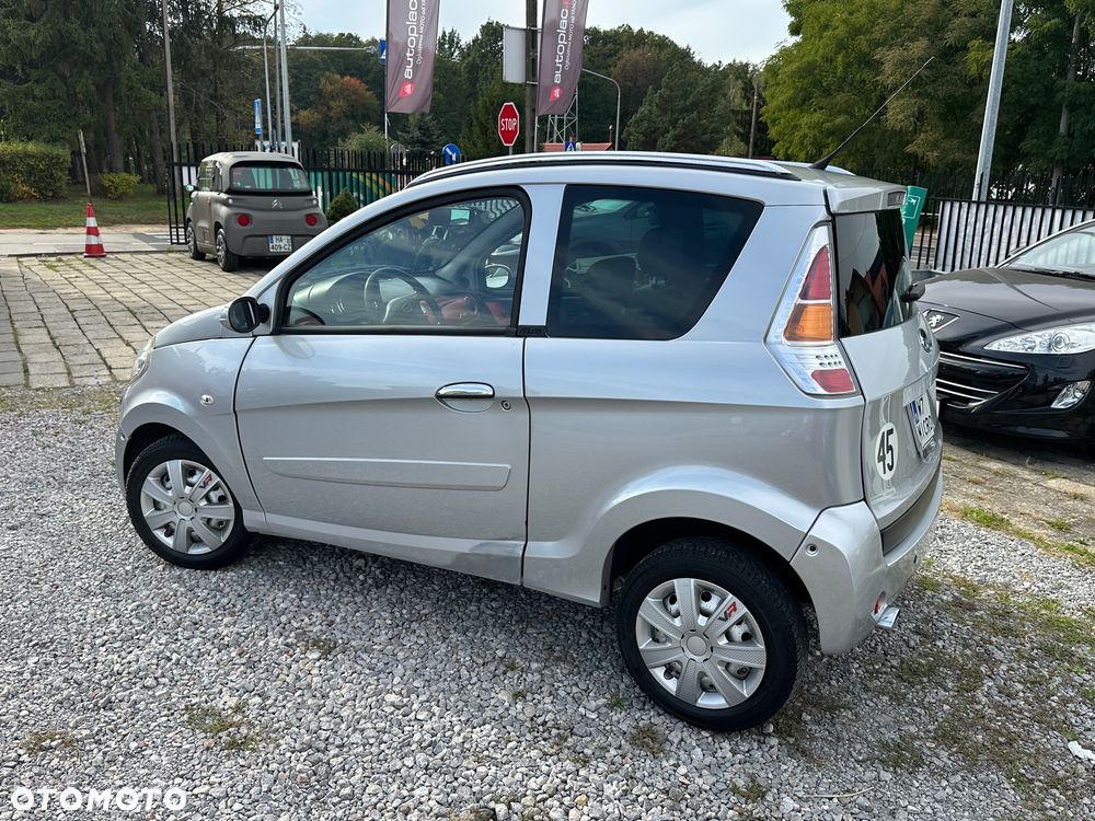 Microcar M.GO - 24