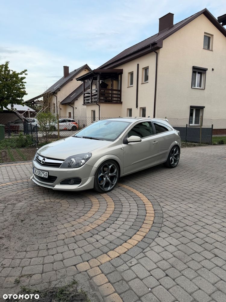 Opel Astra 2.0 Turbo Sport - 2