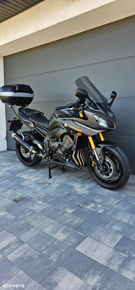 Yamaha FZ8 - 15