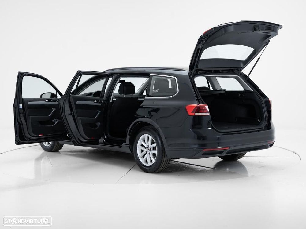 VW Passat Variant 2.0 TDI Business DSG - 6