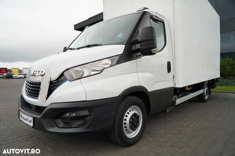 Iveco DAILY 35-NP / GNC / CONTAINER / MANUAL / PALFINGER LIFT - 750 KG / 2020 - 9