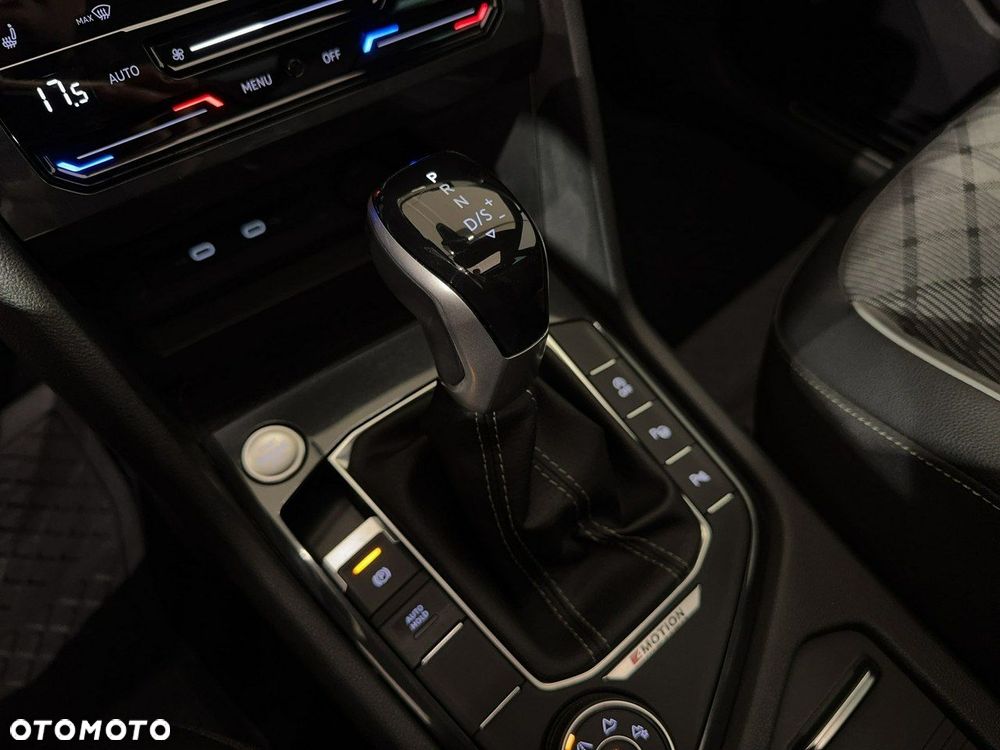 Volkswagen Tiguan - 34