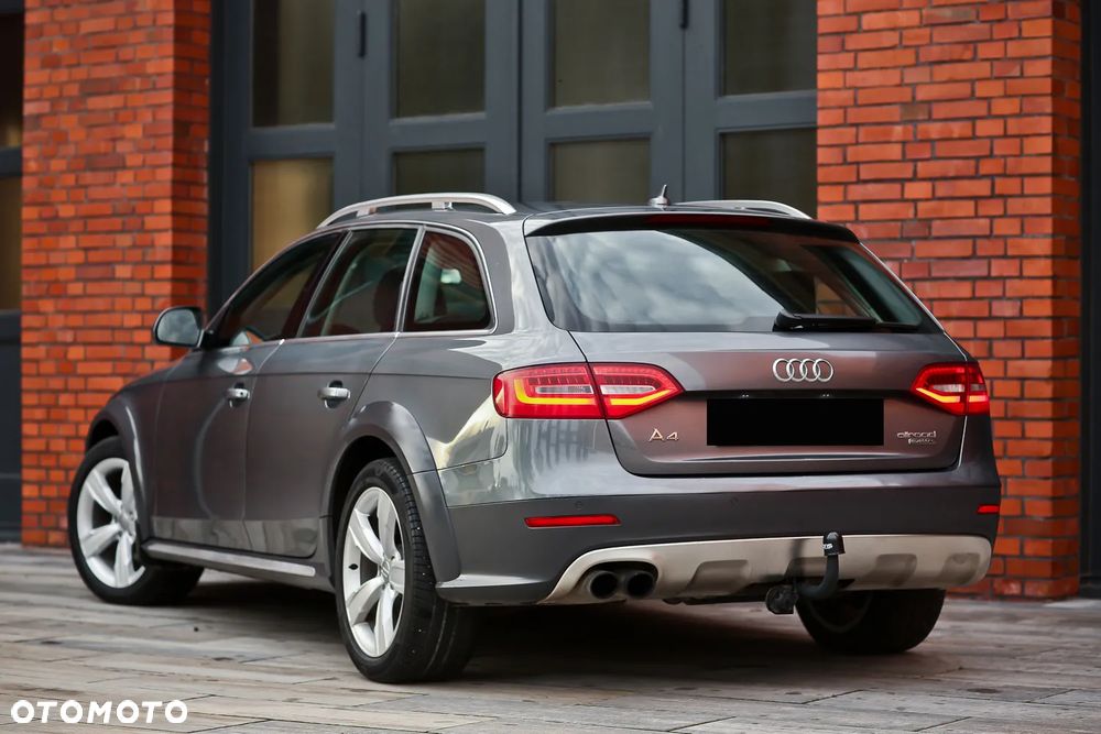 Audi A4 Allroad (clean diesel) 2.0 TDI DPF S tron - 14