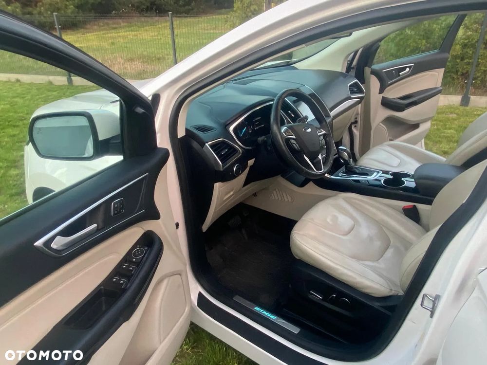 Ford Edge - 16