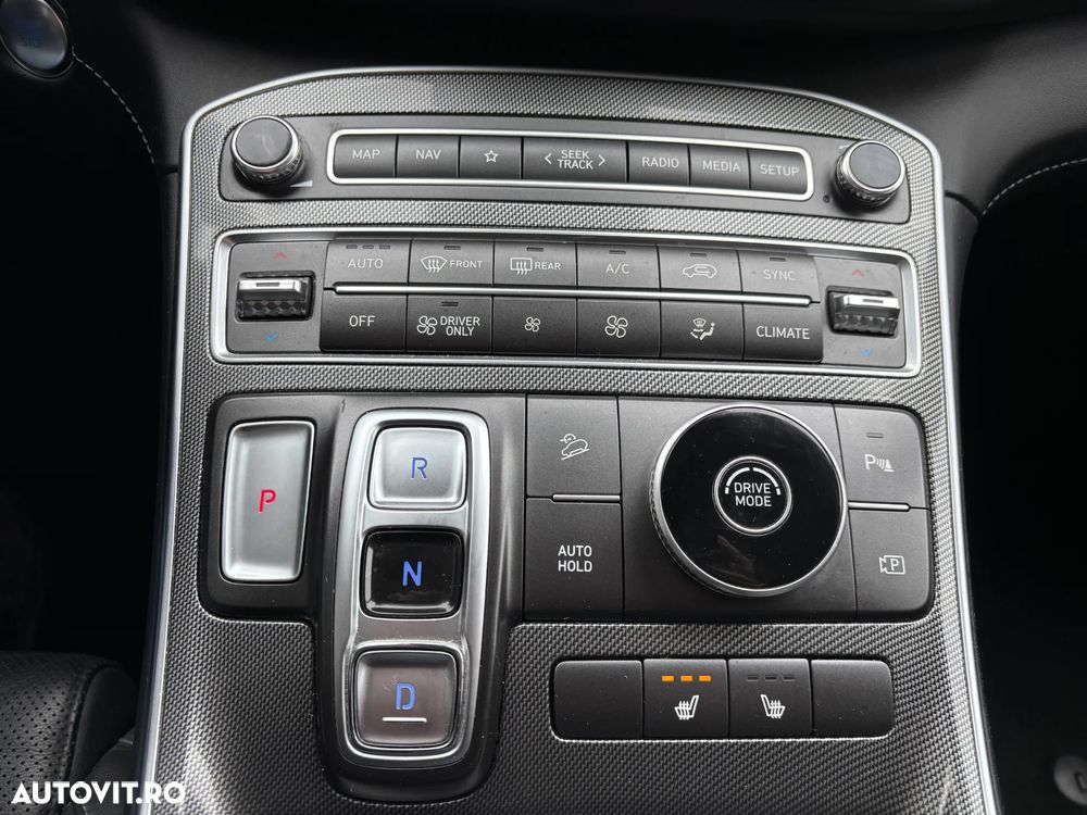 Hyundai Santa Fe 1.6 HEV 2WD Signature - 22